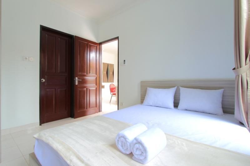 Alamanda Town House Denpasar Exteriör bild