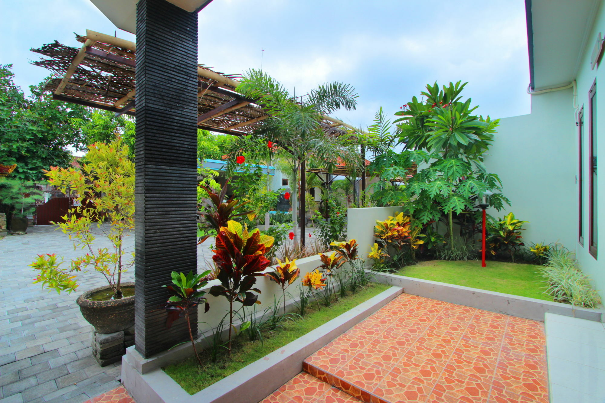 Alamanda Town House Denpasar Exteriör bild