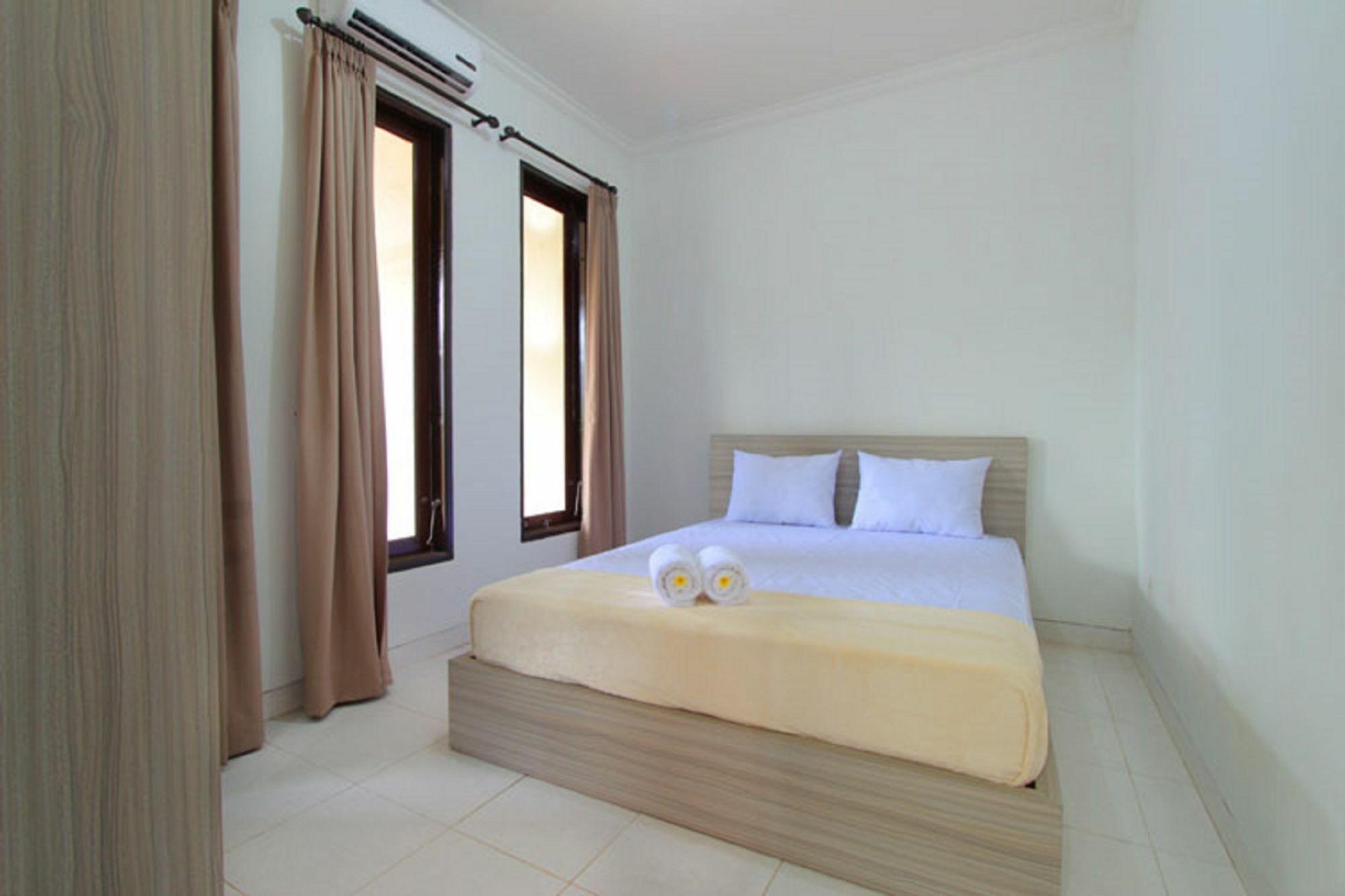 Alamanda Town House Denpasar Exteriör bild